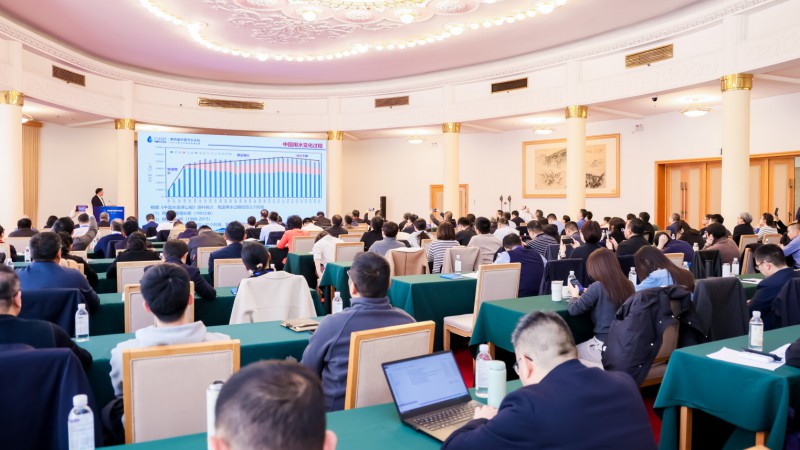 ר����̳һ����ˮ����̬�����͸���������